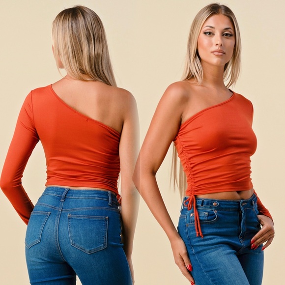 Heart & Hips One-Shoulder Rust Crop Top - Picture 3 of 10